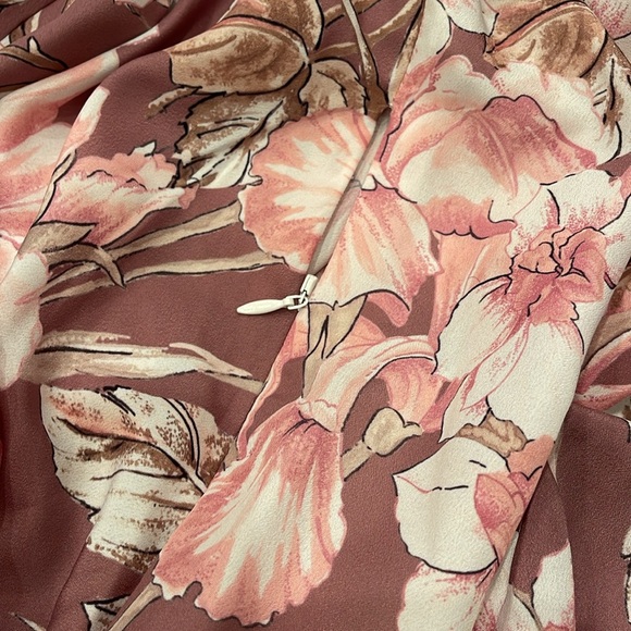 Alexia Admor Pink Floral Wrap Maxi Dress Size Medium - Picture 6 of 7